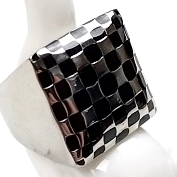 Unisex Checkered Stainless Steel Ring Hypoallergenic Statement Ring - Picture 8 of 12
